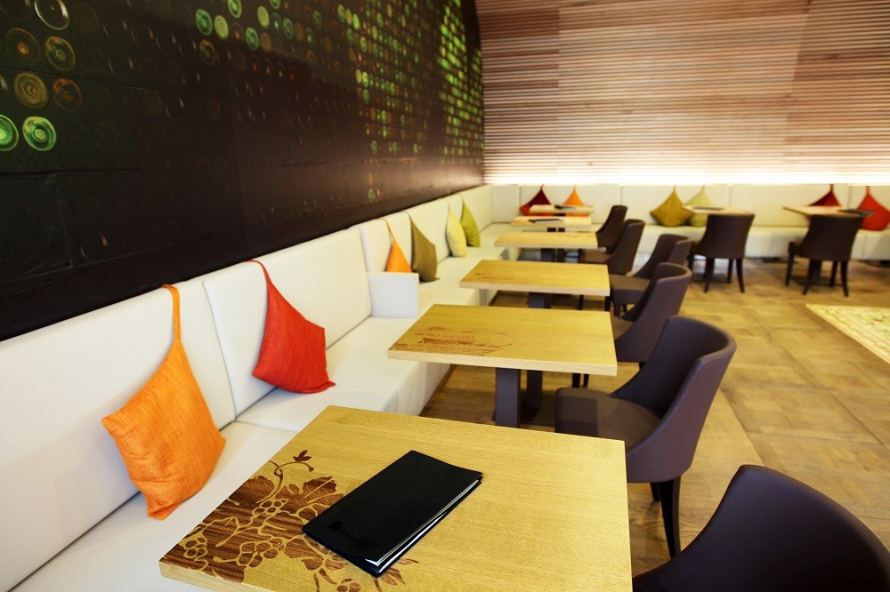 beaudevin-wine-and-tapas-aeroporto-di-bruxelles-national-7