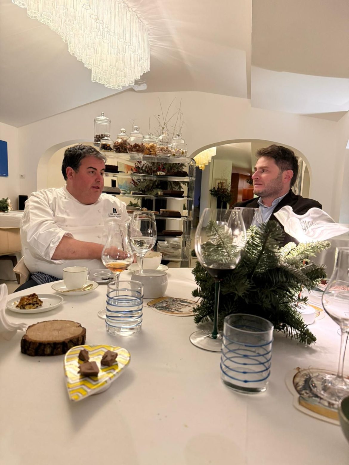 Lo chef Gennaro Esposito e il critico gastronomico Vittorio Mollo